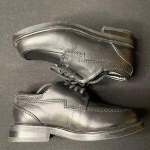 Kenneth Cole Dress Shoes Used